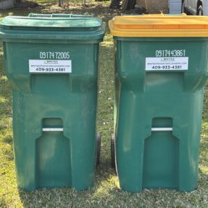 Two green waste bins labeled for 'Bio Waste' and 'Dry Waste'.